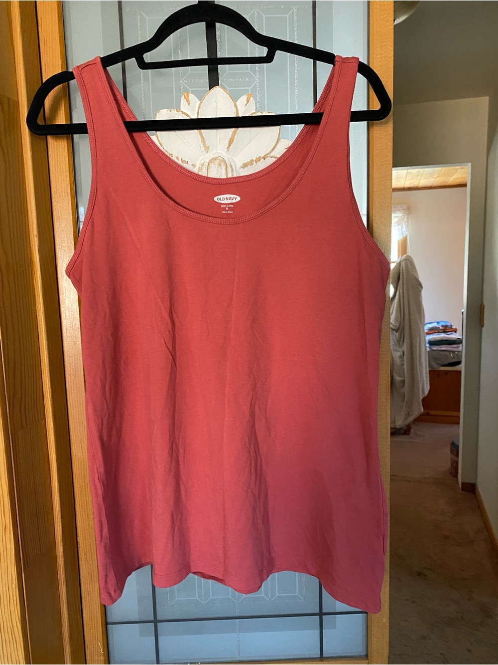 Old Navy Women’s Scoop Neck Tank Top - Rose Coral